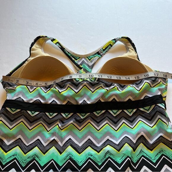 ZeroXPosur Women's Swim Top Racerback mint green/blk/ylw multi Size 18W - Picture 6 of 8